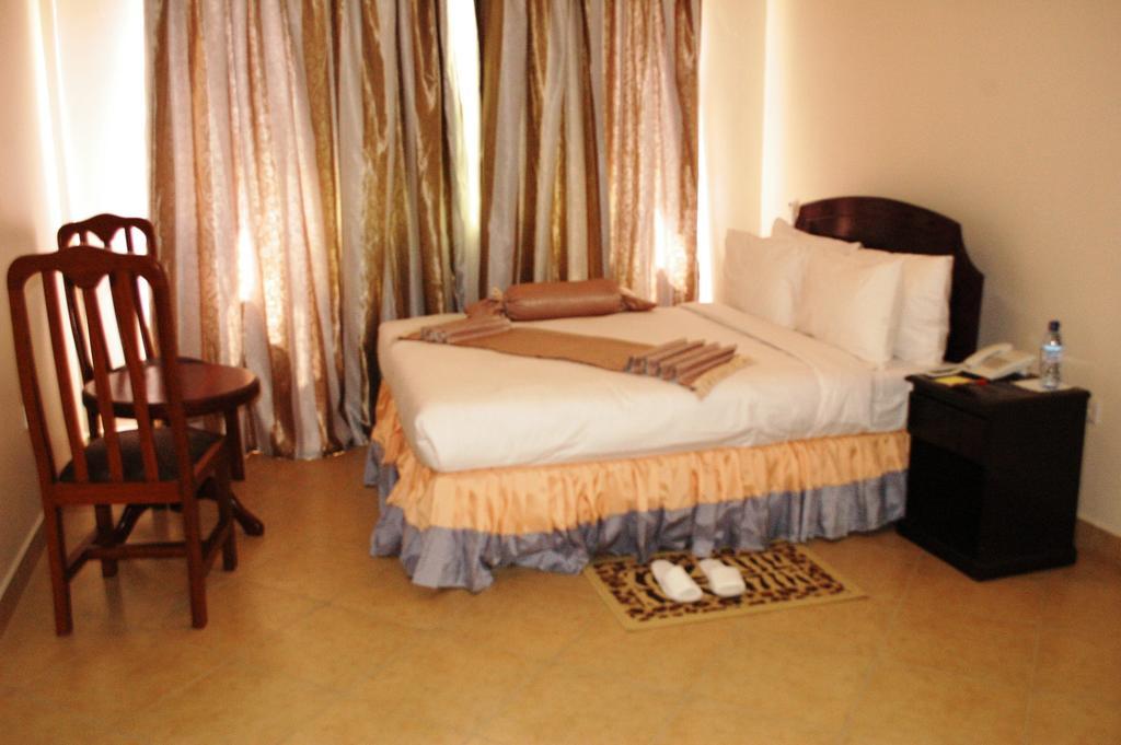 Grace Land Hotel Arusha Room photo